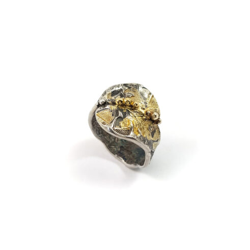 Rock ‘n’ Scroll Oak/Acorns Ring with Silver Beads